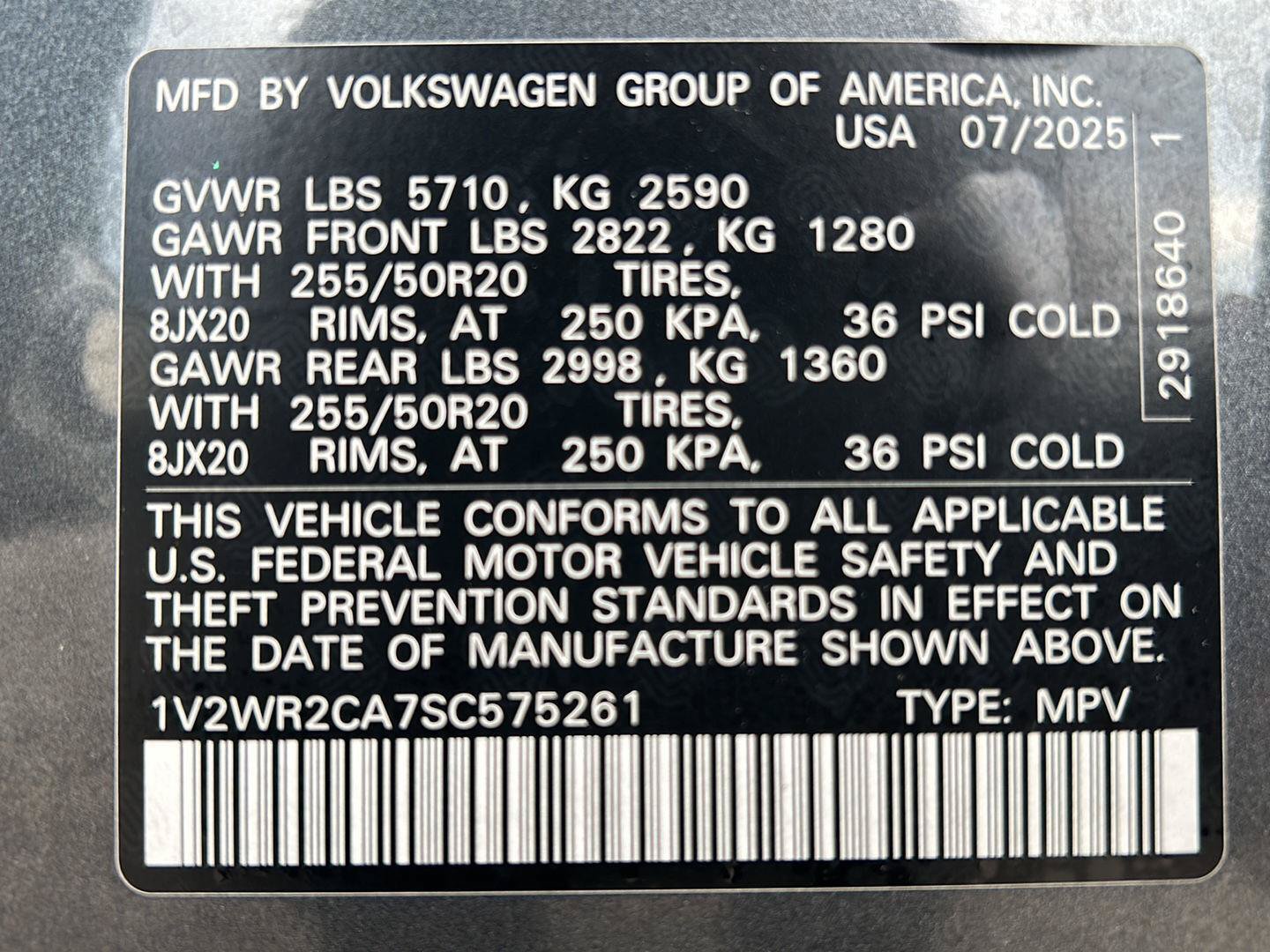 Used 2025 Volkswagen Atlas SE FWD image 33