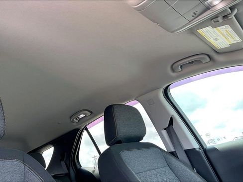 Used 2024 Chevrolet Equinox LT image 28