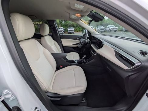 Certified 2024 Buick Encore GX Preferred AWD/4WD image 34