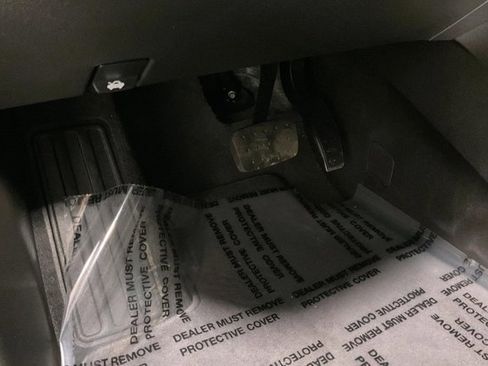 Used 2022 Chevrolet Traverse RS w/ LPO, Cargo Package image 38