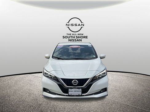 Used 2022 Nissan Leaf SV Plus image 2