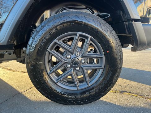 New 2026 Jeep Wrangler Sport AWD/4WD image 10