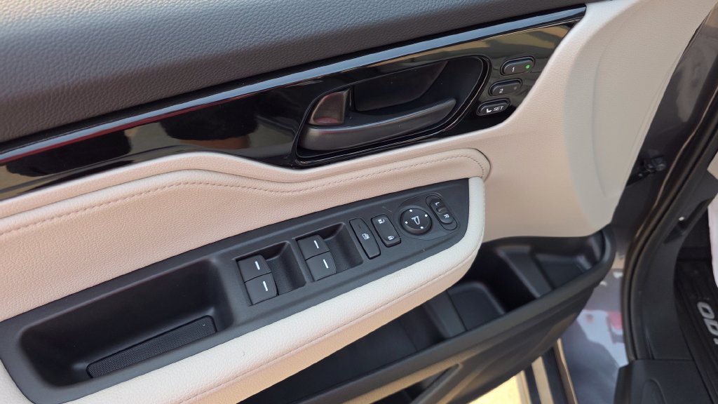 New 2026 Honda Odyssey Touring image 24