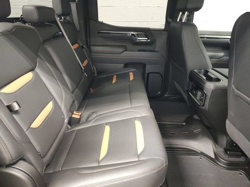 Used 2025 GMC Sierra 1500 AT4 AWD/4WD image 11