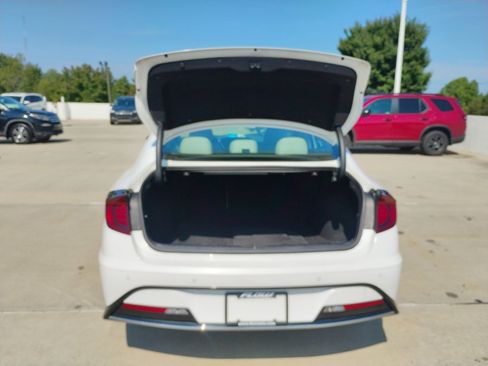 Used 2023 Hyundai Sonata Limited w/ Cargo Package FWD image 18