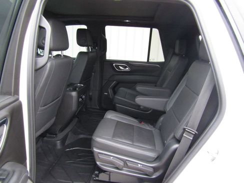 Used 2023 Chevrolet Tahoe Z71 w/ Luxury Package image 37