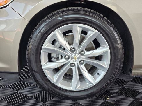 Used 2024 Chevrolet Malibu LT FWD image 10