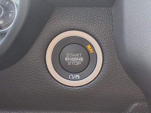 Used 2022 RAM 1500 Lone Star AWD/4WD image 9