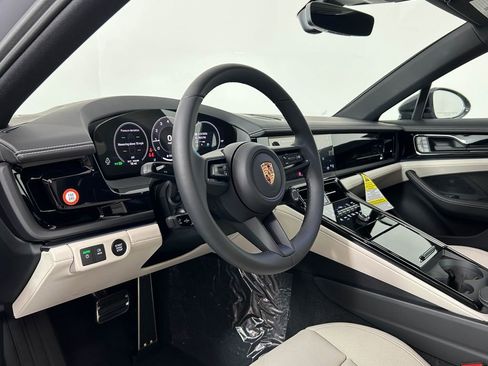 New 2026 Porsche Panamera 4 AWD/4WD image 4