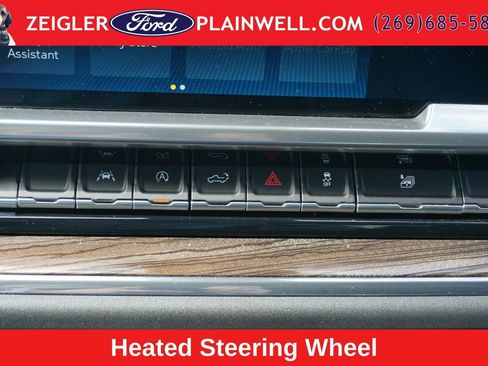 Used 2023 Chevrolet Silverado 1500 LT AWD/4WD image 20