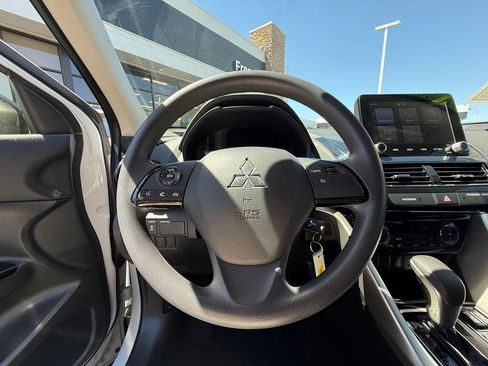 Used 2023 Mitsubishi Eclipse Cross LE AWD/4WD image 19