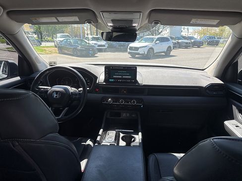 Used 2023 Honda Pilot EX-L image 5