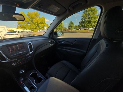 Used 2020 Chevrolet Equinox LT w/ Sport Edition FWD image 24