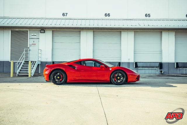 Used 2018 Ferrari 488 GTB RWD image 61