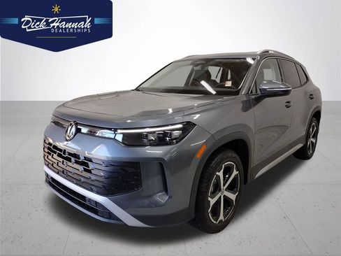 New 2026 Volkswagen Tiguan SE image 1