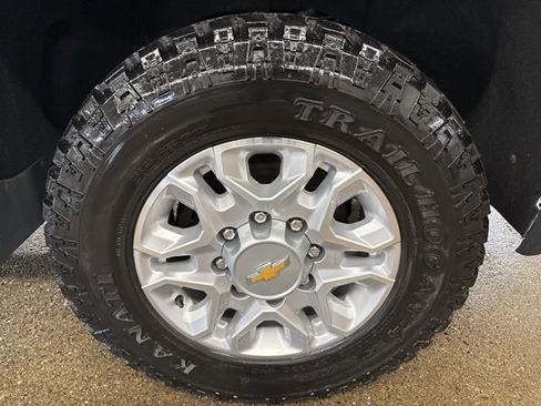 Used 2023 Chevrolet Silverado 2500 LT w/ All Star Edition AWD/4WD image 10