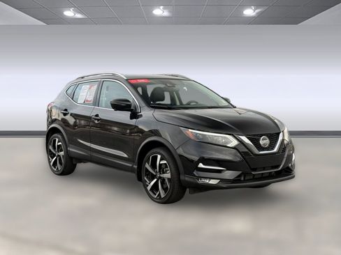 Certified 2022 Nissan Rogue Sport SL w/ Premium Package image 6
