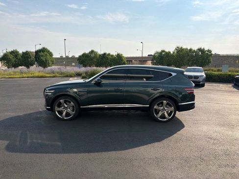 Used 2024 Genesis GV80 2.5T w/ Prestige Package AWD/4WD image 2