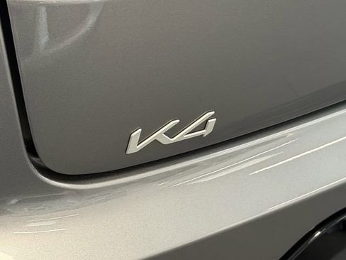 Used 2025 Kia K4 GT-Line w/ GT-Line Sunroof Package FWD image 9