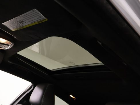 Used 2022 Dodge Charger SRT Hellcat w/ Harman/Kardon Audio Group image 15