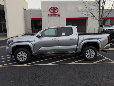 New 2025 Toyota Tacoma SR5 image 8