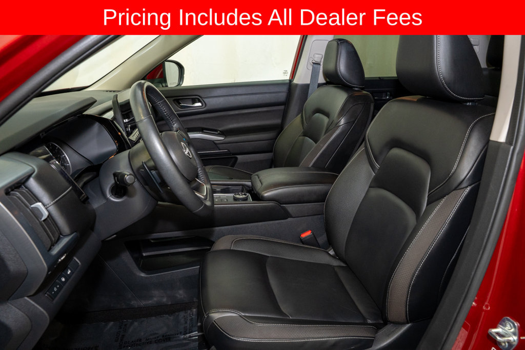 Used 2023 Nissan Pathfinder SL AWD/4WD image 13