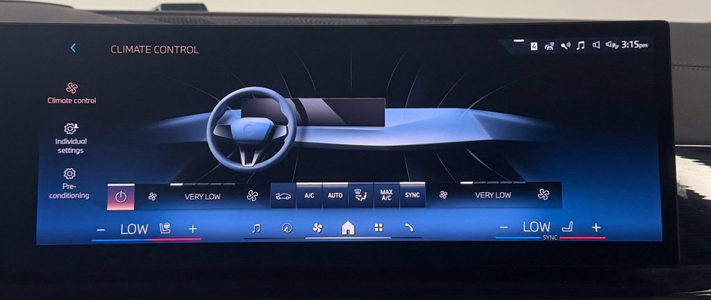 Used 2024 BMW X7 xDrive40i w/ Executive Package AWD/4WD image 20