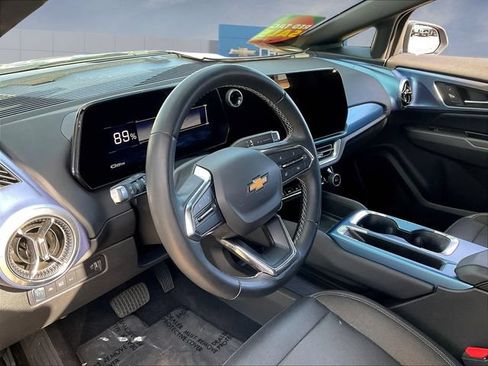 Certified 2024 Chevrolet Equinox EV LT FWD image 19