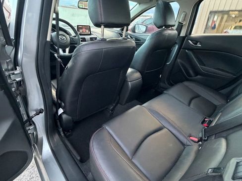 Used 2016 MAZDA MAZDA3 s Touring image 20