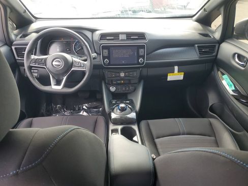 Used 2025 Nissan Leaf SV Plus FWD image 8