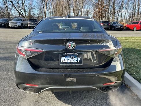 New 2025 Alfa Romeo Giulia AWD w/ Driving Assist Package image 16