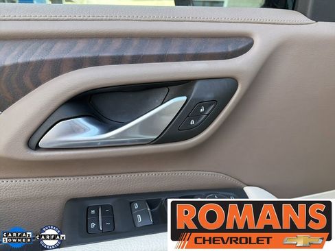 Used 2022 GMC Yukon XL Denali w/ Denali Ultimate Package image 10