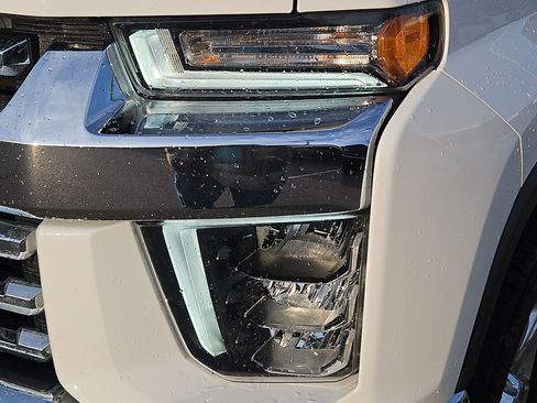 Used 2021 Chevrolet Silverado 3500 LTZ image 10