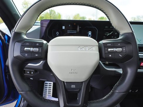 Used 2025 Kia K4 GT-Line Turbo FWD image 17