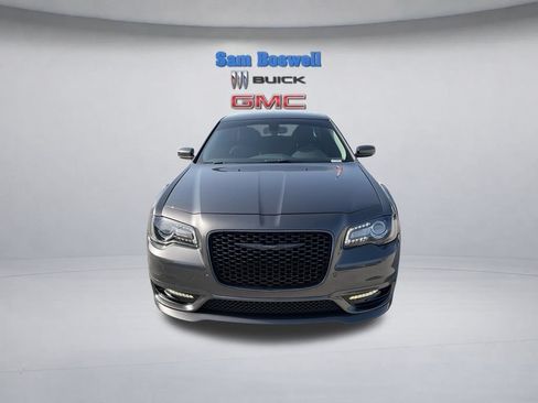 Used 2023 Chrysler 300 Touring L w/ Popular Equipment Group RWD image 5