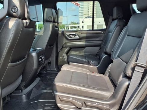 Used 2021 Chevrolet Tahoe Z71 w/ Rear Media and Nav Package AWD/4WD image 5