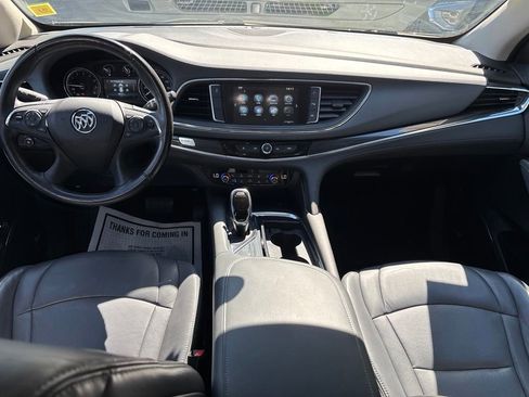 Used 2018 Buick Enclave Premium FWD image 27