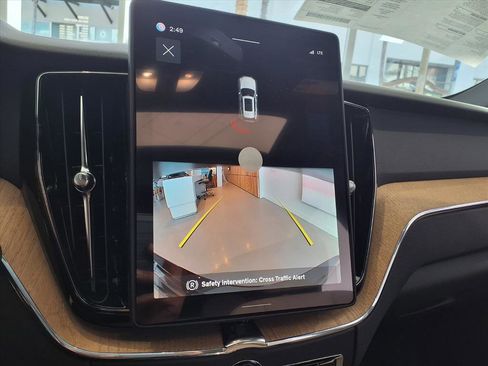 New 2026 Volvo XC60 B5 Core w/ Protection Package image 17