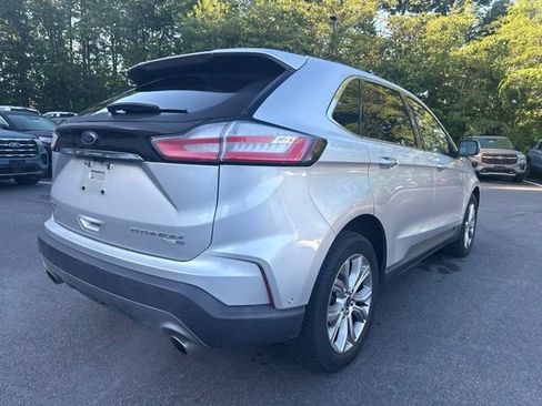 Used 2019 Ford Edge Titanium w/ Equipment Group 301A AWD/4WD image 5