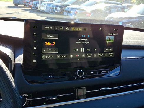 New 2025 Mitsubishi Outlander SEL image 13