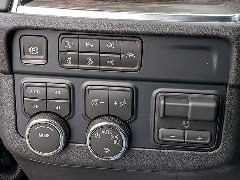 New 2026 Chevrolet Tahoe LS w/ Max Trailering Package image 17