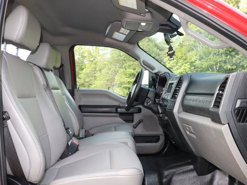 Used 2021 Ford F250 XL image 28