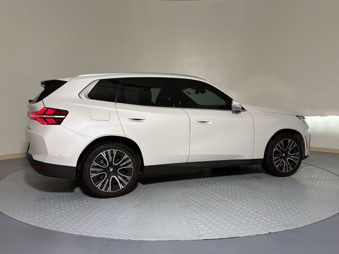 Certified 2025 BMW X3 xDrive30i w/ Convenience Package AWD/4WD image 7