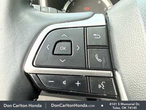 Used 2024 Toyota Highlander XSE FWD image 30