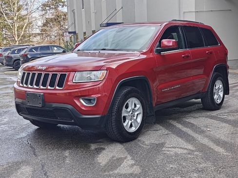 Used 2015 Jeep Grand Cherokee Laredo w/ Quick Order Package 23E AWD/4WD image 8