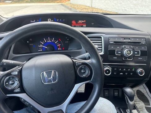 Used 2013 Honda Civic LX image 8