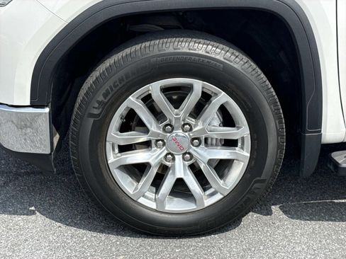 Used 2022 GMC Sierra 1500 SLT w/ SLT Premium Package AWD/4WD image 7