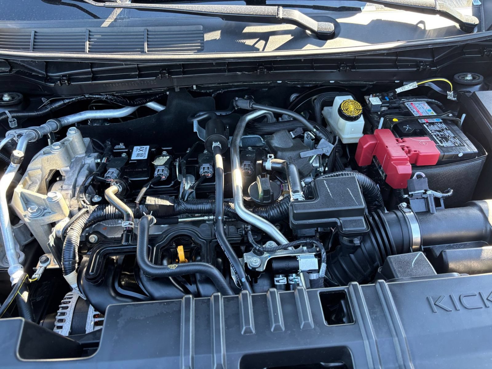 Used 2026 Nissan Kicks SR FWD image 30