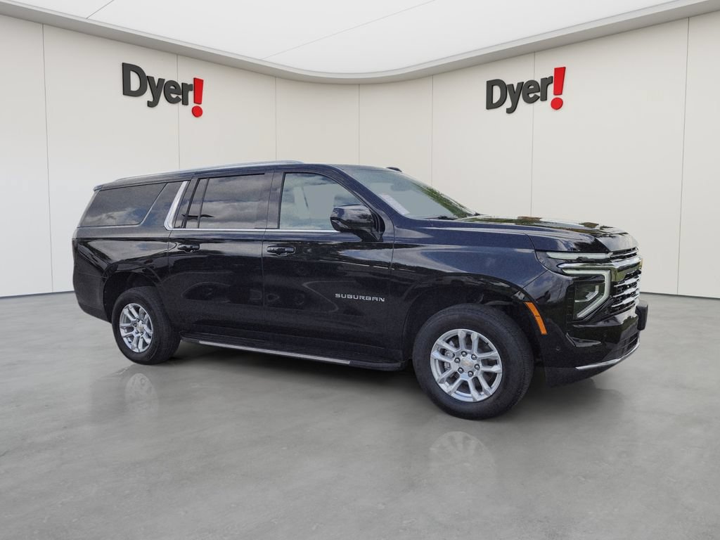 Used 2025 Chevrolet Suburban LT RWD image 1