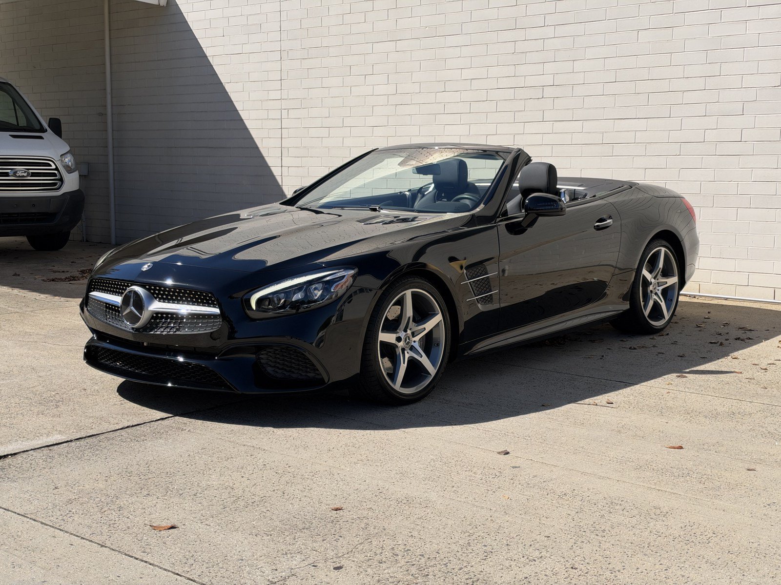 Used 2017 Mercedes-Benz SL 550 image 8